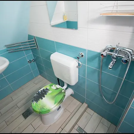 Arpi-ria Ueduelohaz Balatonfured